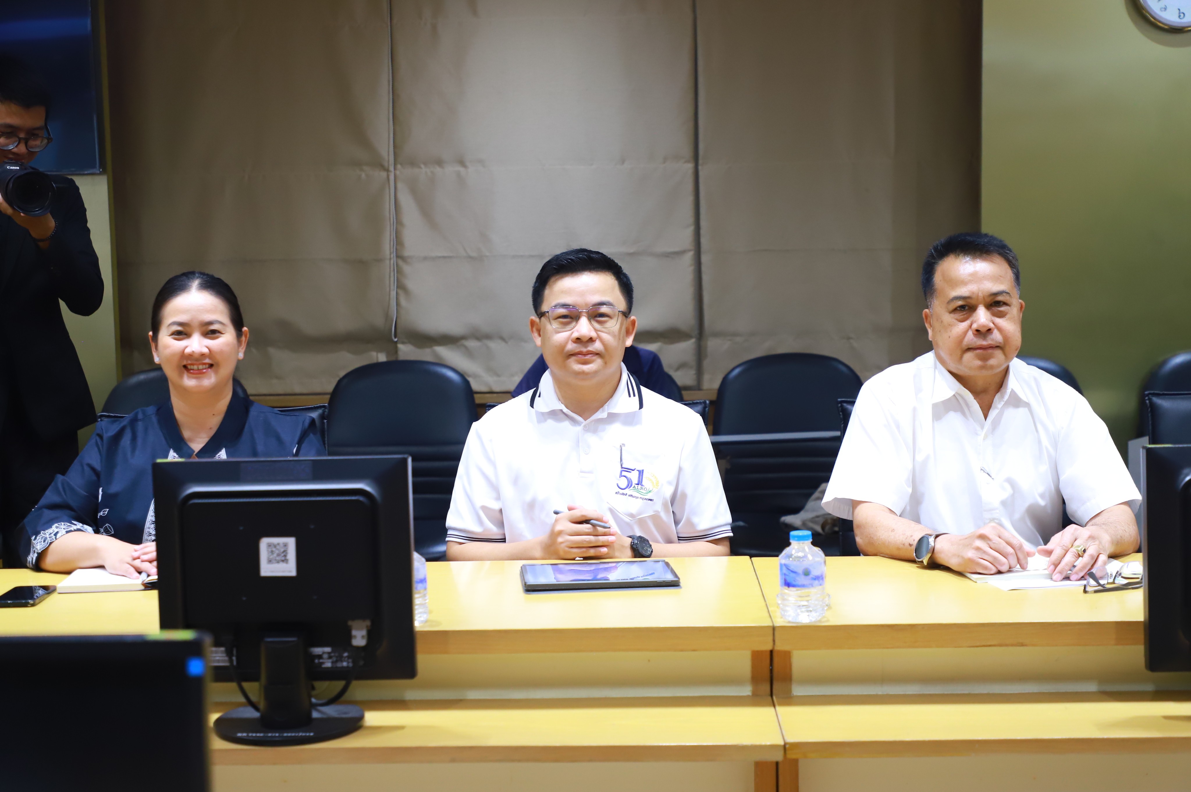 title - ส.ป.ก. ร่วมประชุมเตรียมความพร้อมจัดทำบันทึกข้อตกลงความร่วมมือว่าด้วยการควบคุมการเผาในพื้นที่เกษตรกรรมเพื่อป้องกันและแก้ไขปัญหา PM2.5 และหมอกควันข้ามแดน และการจัดการน้ำในพื้นที่เสี่ยงจากมลพิษข้ามแดน